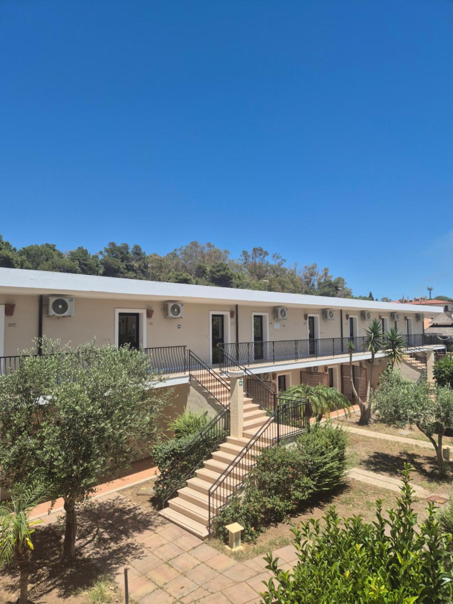Villaggio Club Baia Dei Gigli Isola Di Capo Rizzuto Buitenkant foto