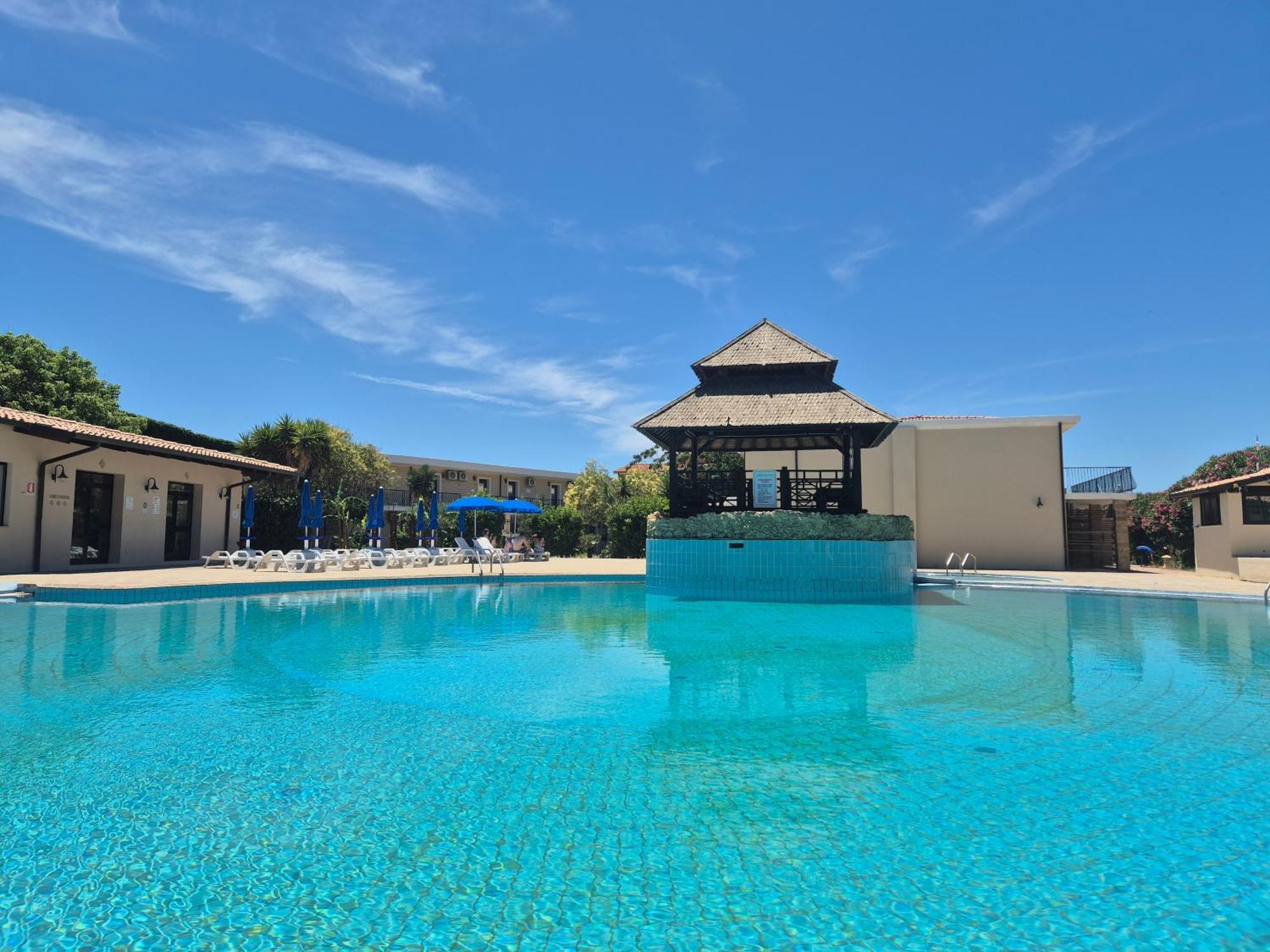 Villaggio Club Baia Dei Gigli Isola Di Capo Rizzuto Buitenkant foto